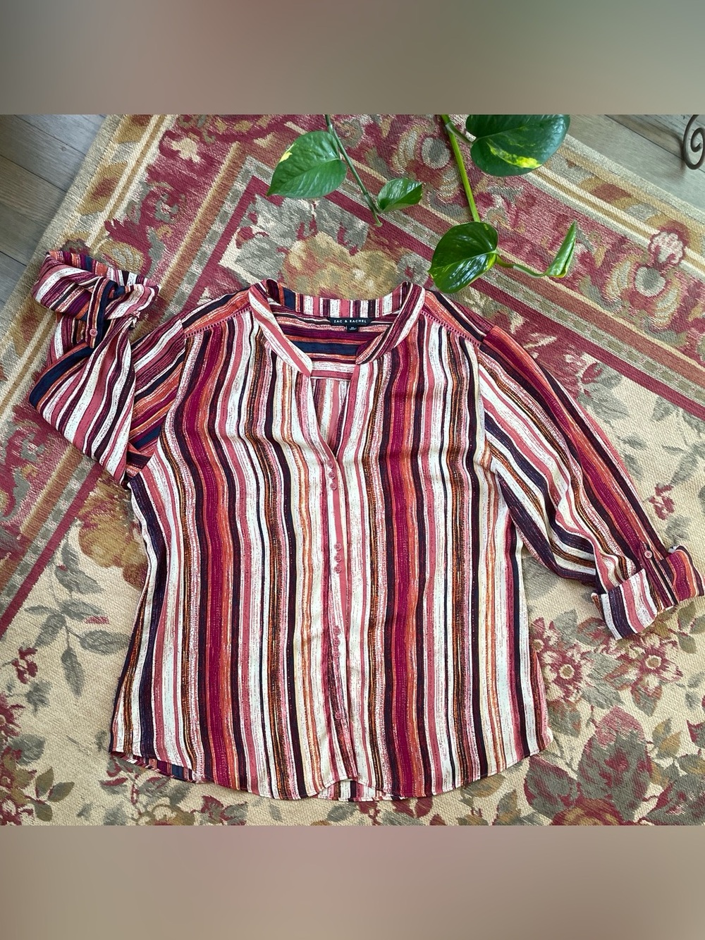 Zac & Rachel V-Neck Button-Front Women's Top in Multi Colored Warm Red Tones